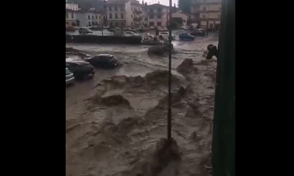 Sesto Fiorentino Allerta rossa esondato torrente Rimaggio